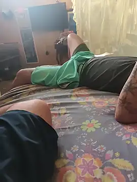 Snapshot of taylor1991V chatting on 12-15-25, 04:00 taylor1991V online show from 12-15-25, 04:00