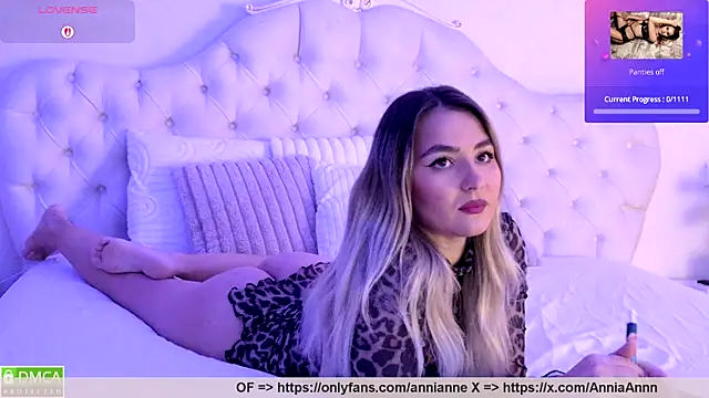 Snapshot of AniaKarenina chatting on 11-18-25, 03:38 AniaKarenina online show from 11-18-25, 03:38