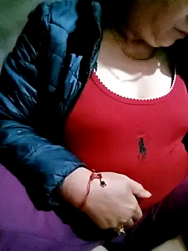 small-house123 online show from 11-19-25, 09:59