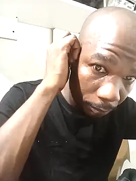 Snapshot of Ndodemnyama@xh chatting on 04-15-26, 07:48 Ndodemnyamaxh online show from 04-15-26, 07:48