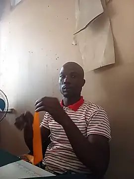 Snapshot of Ndodemnyama@xh chatting on 05-28-26, 11:29 Ndodemnyamaxh online show from 05-28-26, 11:29