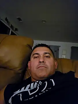 Snapshot of Jlethal67 chatting on 12-23-25, 07:06 Jlethal67 online show from 12-23-25, 07:06