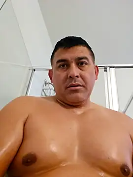 Snapshot of Jlethal67 chatting on 04-26-26, 11:02 Jlethal67 online show from 04-26-26, 11:02