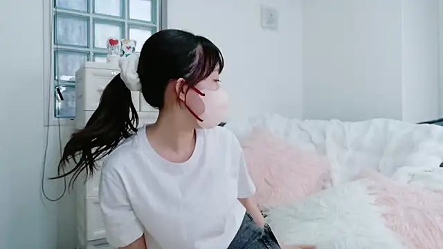 Snapshot of Sana_84 chatting on 03-26-26, 09:15 Sana 84 online show from 03-26-26, 09:15