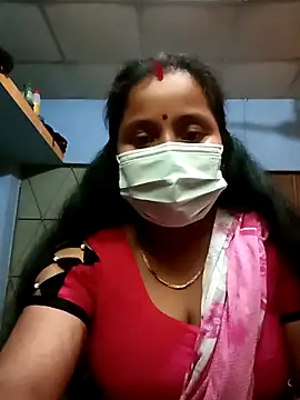 Snapshot of sanaly13 chatting on 02-16-26, 10:44 sanaly13 online show from 02-16-26, 10:44