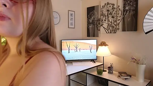 Merelin Befer online show from 11-19-25, 10:26