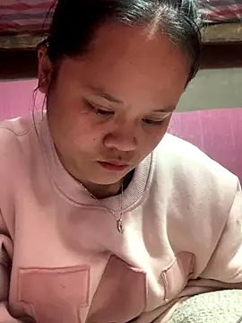 anhanh000 online show from 12-16-25, 07:57