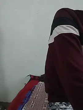 baby Cpl21 online show from 12-05-25, 02:31