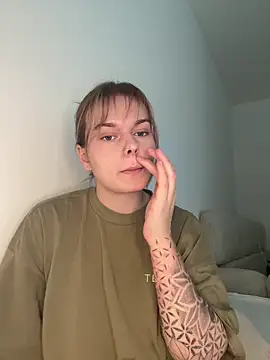 Snapshot of LisaFreierxx chatting on 05-12-26, 02:36 LisaFreierxx online show from 05-12-26, 02:36