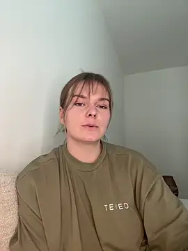 Snapshot of LisaFreierxx chatting on 05-21-26, 03:08 LisaFreierxx online show from 05-21-26, 03:08