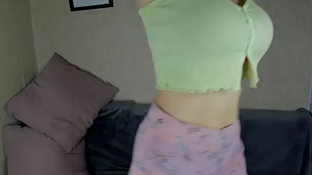 Zorianaa online show from 11-21-25, 09:35