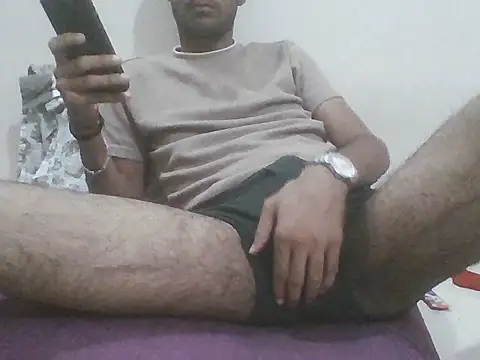 Snapshot of Bull_Dick_69 chatting on 05-02-26, 06:13 Bull Dick 69 online show from 05-02-26, 06:13