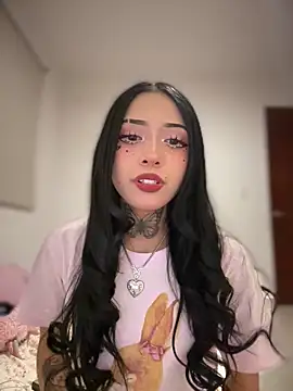 Snapshot of JIORYOvO chatting on 02-23-26, 04:54 JIORYOvO online show from 02-23-26, 04:54