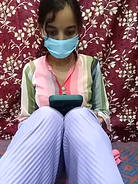 American tourist online show from 11-04-25, 03:16