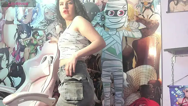 Snapshot of Kattaleya_1 chatting on 11-03-25, 12:28 Kattaleya 1 online show from 11-03-25, 12:28