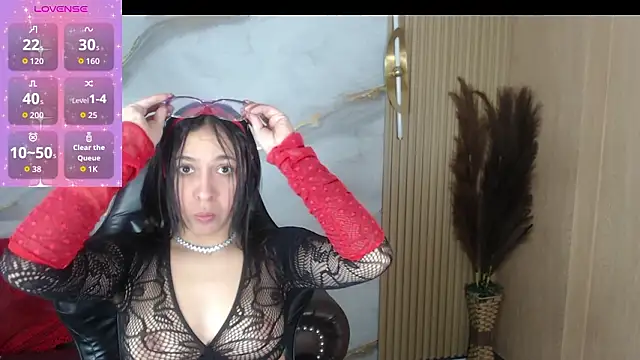 Snapshot of gabriella_storm_tf chatting on 02-11-26, 01:05 gabriella storm tf online show from 02-11-26, 01:05