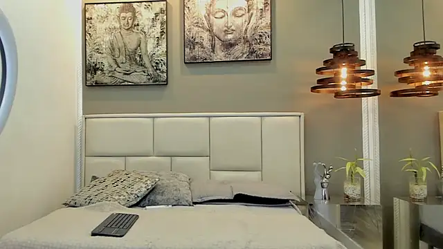 kendra london online show from 06-10-26, 12:11