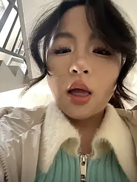 Snapshot of Sinicoco chatting on 03-12-26, 01:34 Sinicoco online show from 03-12-26, 01:34