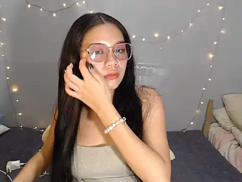 hotsexyreb online show from 12-23-25, 04:54