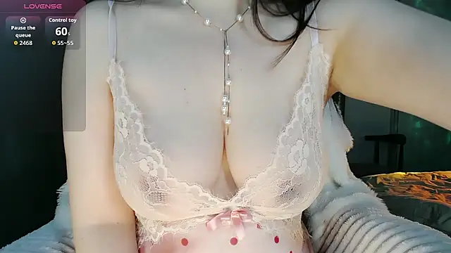 xxx719042 online show from 04-24-26, 10:39