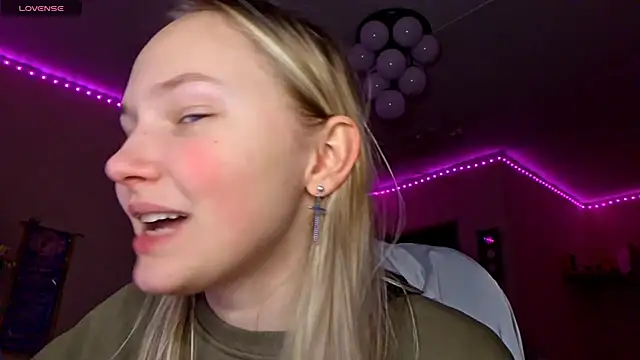 KarinRobertson online show from 02-15-26, 04:03