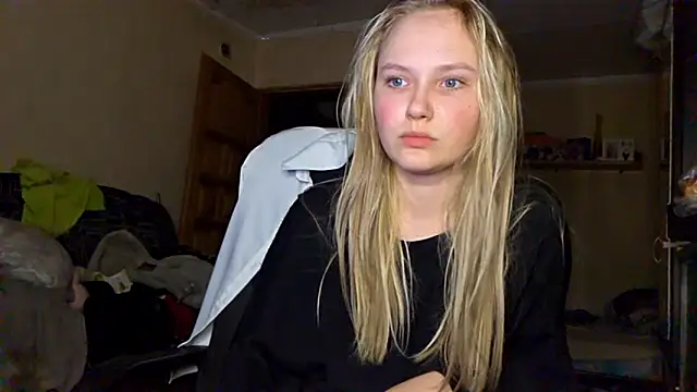 KarinRobertson online show from 03-08-26, 05:28