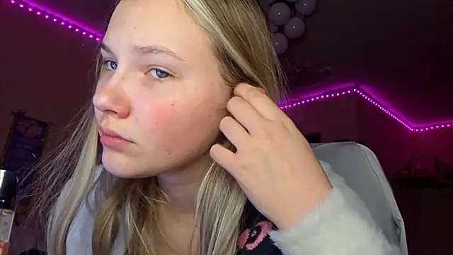 KarinRobertson online show from 03-22-26, 05:05