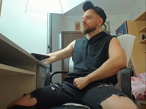 Ryanstone  online show from 11-20-25, 06:35