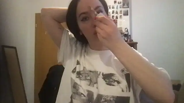 Ameliiya online show from 02-04-26, 04:02