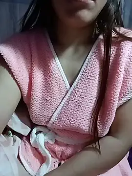 Snapshot of Sara_pusyy chatting on 07-17-26, 08:35 Sara pusyy online show from 07-17-26, 08:35