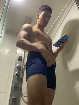 Snapshot of johnvixx chatting on 11-24-25, 04:40 johnvixx online show from 11-24-25, 04:40