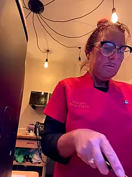 Angel-LinaX online show from 12-22-25, 04:59