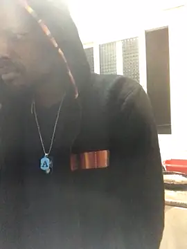 Angel23cm1 online show from 11-28-25, 10:34