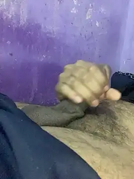 hotman29 online show from 12-15-25, 08:24