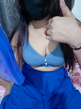 Snapshot of Aarti909090 chatting on 04-13-26, 05:29 Aarti909090 online show from 04-13-26, 05:29