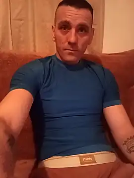 Baiat Finut1 online show from 01-18-26, 03:32