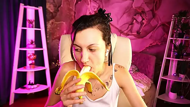 ZafiraMoonn online show from 03-02-26, 02:24