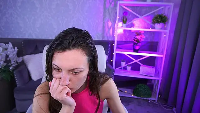 ZafiraMoonn online show from 03-18-26, 01:58