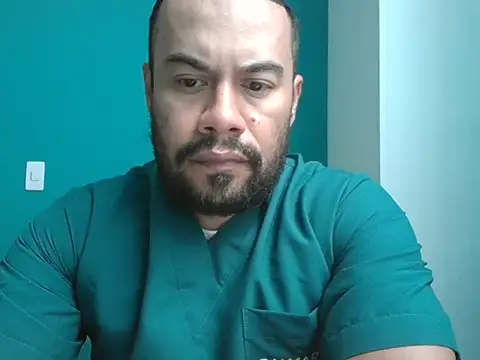 Snapshot of Ramses_36 chatting on 02-10-26, 04:00 Ramses 36 online show from 02-10-26, 04:00