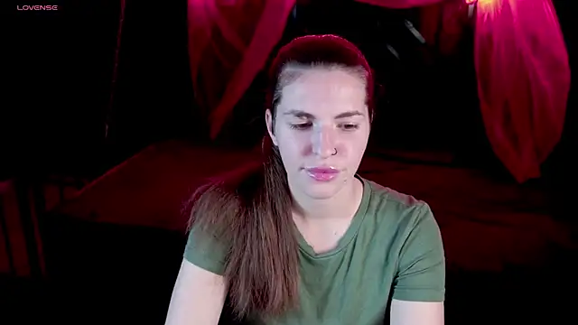 Snapshot of DanielaReign chatting on 11-04-25, 02:16 DanielaReign online show from 11-04-25, 02:16