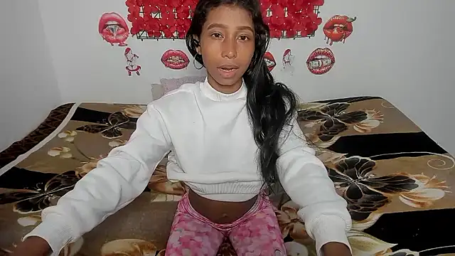 Snapshot of Sarita_hot10 chatting on 01-08-26, 03:53 Sarita hot10 online show from 01-08-26, 03:53