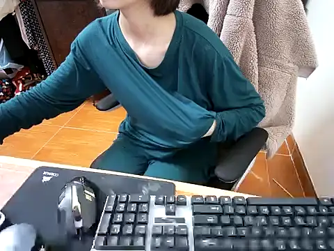 Snapshot of ---Lusi03--- chatting on 02-23-26, 03:53 ---Lusi03--- online show from 02-23-26, 03:53