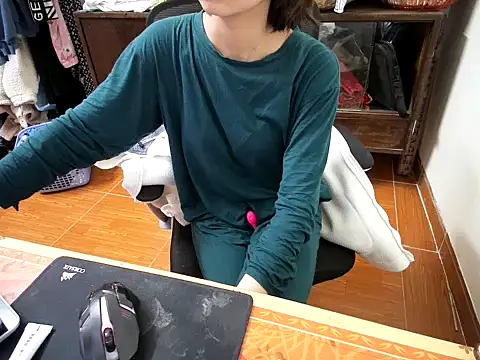 Snapshot of ---Lusi03--- chatting on 03-10-26, 10:59 ---Lusi03--- online show from 03-10-26, 10:59