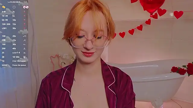 Snapshot of WICKEDEMBER chatting on 02-19-26, 01:45 WICKEDEMBER online show from 02-19-26, 01:45