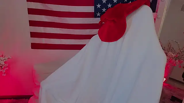 Snapshot of WICKEDEMBER chatting on 03-07-26, 01:57 WICKEDEMBER online show from 03-07-26, 01:57