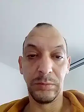 Snapshot of Yraaaar chatting on 11-03-25, 06:14 Yraaaar online show from 11-03-25, 06:14