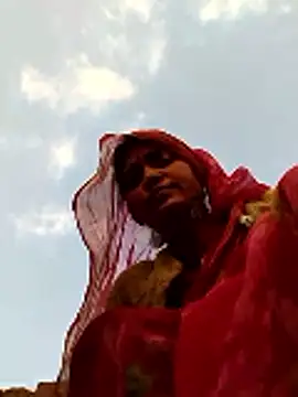 Snapshot of Jooli_cuty chatting on 02-22-26, 01:51 Jooli cuty online show from 02-22-26, 01:51