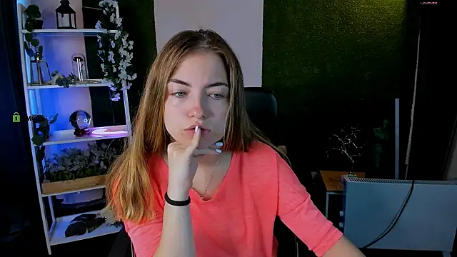 baby hotte online show from 06-18-26, 06:24