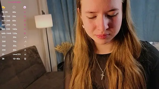 Snapshot of MowasaBritten chatting on 02-17-26, 03:40 MowasaBritten online show from 02-17-26, 03:40