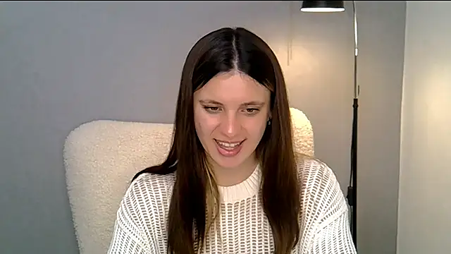 KiraHoney online show from 05-11-26, 08:06